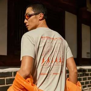 디아도라 러닝 그래픽 반팔 티셔츠 GREY 245388