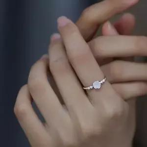 [셀러에이드]플라워 디자인 오픈 실반지 모양 은 반지