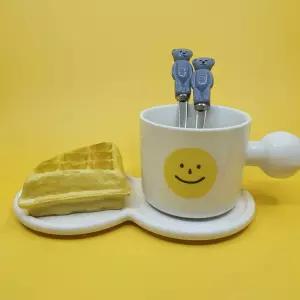 스마일 브런치 그릇 머그컵 접시 찻잔세트 디저트접시 홈브런치 예쁜 나눔 머그 시리얼 수입 트레이