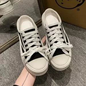 끈없는운동화 예쁜화 여성화 가벼운화가방 의류 신발