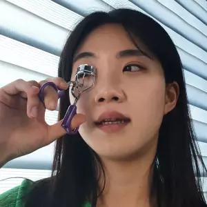 데일리 메이크업 아이래쉬 컬러 속눈썹 뷰러