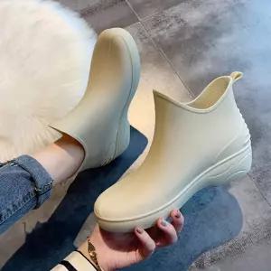 패션장화 첼시부츠 장마철 작업화 여성 신발 설거지 방수 레인부츠 [fFIDREZ]