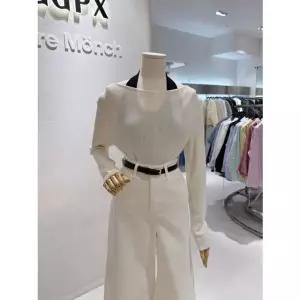 [갤러리아] 홀터넥 긴팔니트(Q2KP005B)