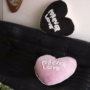 레 하트쿠션 2color 쿠션 소파 인테리어 침대