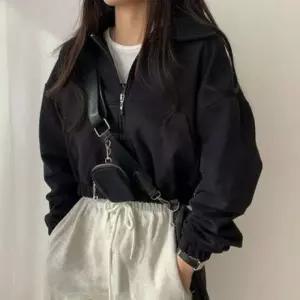 [반애] 패션스타일 데일리 크롭 가디건 간절기 야상 봄 가을 바람 여성 점퍼 겉옷 막이 잠바 자켓