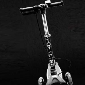 티큐브 블랙 1P LED 어린이 휴대용 초등 E 토이큐브 유아 세발 접이식 씽씽이 킥보드 EWE26EF8