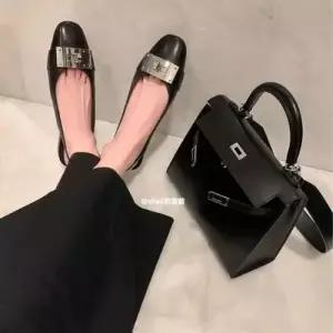 여성 포인트 럭셔리 로우굽 샌들 두루두루 스트랩 신발 슬링백 양가죽 버클 M스포5