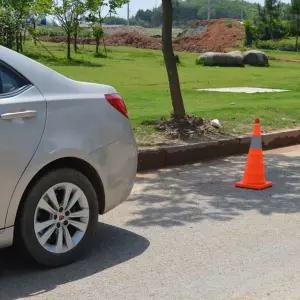 LED 접이식 경광등 칼라콘 주차금지안전 교통 표지 공사현장 행사장 통제 휴대용 칼라 라바 고깔