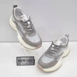 [탠디]미셸by탠디 여성 5CM 그라데이션 큐빅 포인트 여성 키높이 스니커즈 H_X