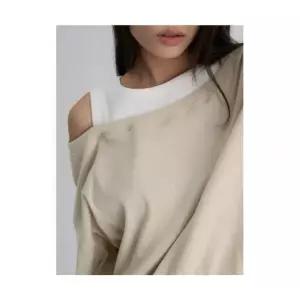 브랜드정품 에잇세컨즈 8SECONDS 어시메트릭 오프숄더 티셔츠 베이지 323712