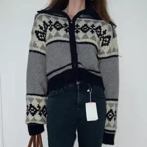 [셀러허브]노르딕 윈터 울 집업 가디건 2color 1004520 (S42308237)