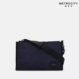 [메트로시티](의정부점)메신저백 스몰 M243PT8902Z