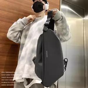 남성가방 크로스백 빅사이즈 슬링백 수납 좋은 숄더백