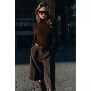 ZARA 롱 벨트 버뮤다 팬츠 - 브라운 {WLM}