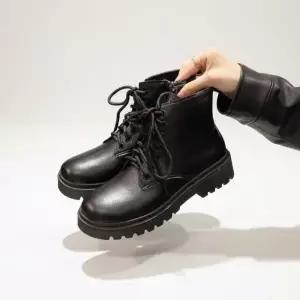 /신상오픈런 여성용 일상 캐주얼 통굽 빅사이즈 앵클 부츠