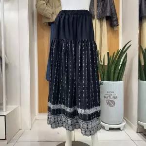 [클리지] DP01 자수 포인트 벨벳 밴딩 스커트 CP8WSK07_P409558225