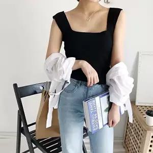 스퀘어넥 민소매 쫀쫀 베이직 데일리 글램룩 (KYR-WFFMU7N)