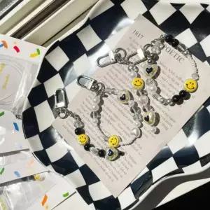 비즈공예 비즈공예재료 DIY 키링 키치 스마일 4종 비즈 세트 키트 스트랩