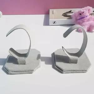 [셀러에이드]보관함 전시용 진열대 손목시계 시계꽂이 2p 거치대