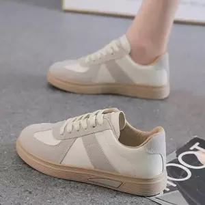 225250 062OEG28 가벼운 독일군 스니커즈 키높이