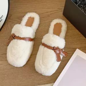 귀여운 양털 퍼 리본밴드 플랫슈즈 데일리 슬리퍼 데일리슈즈 겨울슬리퍼 겨울뮬슬리퍼