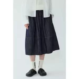 [갤러리아] 톰보이[25가을]스트링 디테일 벌룬핏 데님 스커트(9105362115)