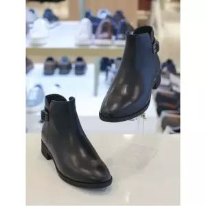 [하프클럽/미소페]미소페 여성 슬림 라운드토 몰드아웃솔 기모 안감 컴포트 앵클부츠 (712346701)