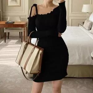 [하프클럽/셀러허브_여성트랜드패션]여자 잔주름 골지니트 언발넥 미니원