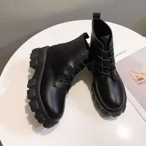 [라일리] Rly 빅사이즈 레더 데일리 키높이 통굽 여성 워커