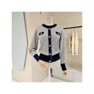 [하프클럽/데스틸]  D2513SW0191 레드단추 배색 체크 니트