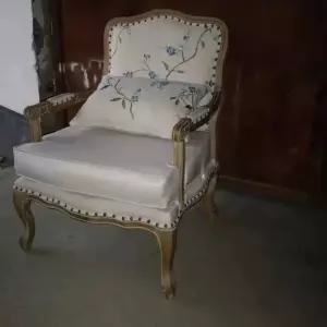 빈티지소파 1인쇼파 원목 인테리어 디자인 엔틱 카페