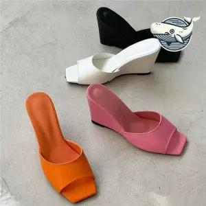 여름 웨지힐 슬리퍼 신발 키높이 디자인 편안한 웨지샌들 웨지힐 웨지힐샌들