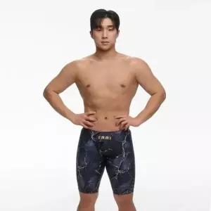 아레나 2026 남성 선수용 수영복 4부 N66839 경기용