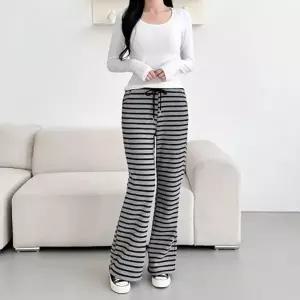[하프클럽/]여자 부드러운 양털 스트라이프 와이드 부츠컷 밴딩 팬츠