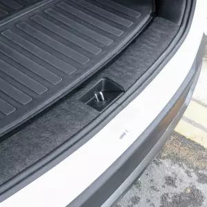 2024 쏘렌토 MQ4 트렁크가드 범퍼 카본 튜닝 스크래치