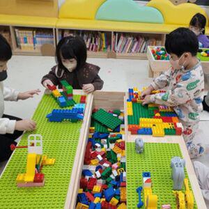 레고호환 어린이집 유치원 돌봄교실 7-8인용 레고테이블 블록 블럭 놀이판 책상
