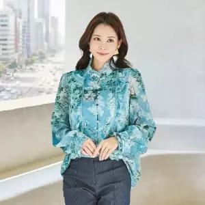 (삽)수국꽃 프릴 콩단추 블라우스
