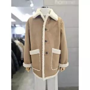 [바쏘옴므] 세이브존03 남자 오버핏 하프 무스탕 카멜 페이크 레더 WSAGZ4UA49A_P409319006