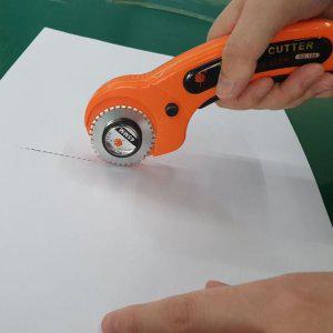 원단 롤링 재단칼 점선형 로터리커터