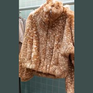 여성용 사슴 무늬 인조 모피 재킷 긴 소매 라펠 오버사이즈 따뜻한 털옷 2025 신상 여성 가을 겨울 스트리트웨어