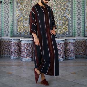 2026 남성 무슬림 아바야 빈티지 캐주얼 롱 로브 아랍 이슬람 의류 스트라이프 루즈 셔츠 주바 토브 중동 사우디 드레스