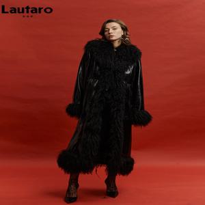 Lautaro 여성용 롱 블랙 샤이니 페이턴트 PU 가죽 코트, 인조 모피 트림, 럭셔리 디자이너 의류, 유럽 패션, 봄 가을