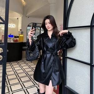 여성 갈색 가죽 자켓 2025 새로운 한국어 패션 작은 가죽 자켓 가을 가죽 윈드 브레이커 코트 여성 레저 PU 자켓