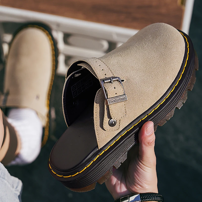 남성용 하프 슬리퍼 패션 빅 레더 캐주얼 슬리퍼 여름 논슬립 비치 슈즈 남성 슬리퍼 클래식 클로그 슈즈