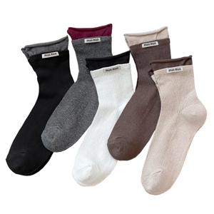 3 쌍 천 라벨 편지 여성 양말 통기성 메쉬 패션 일본식 봄 여름 FlounceTrim 브랜드 양말 중간 튜브