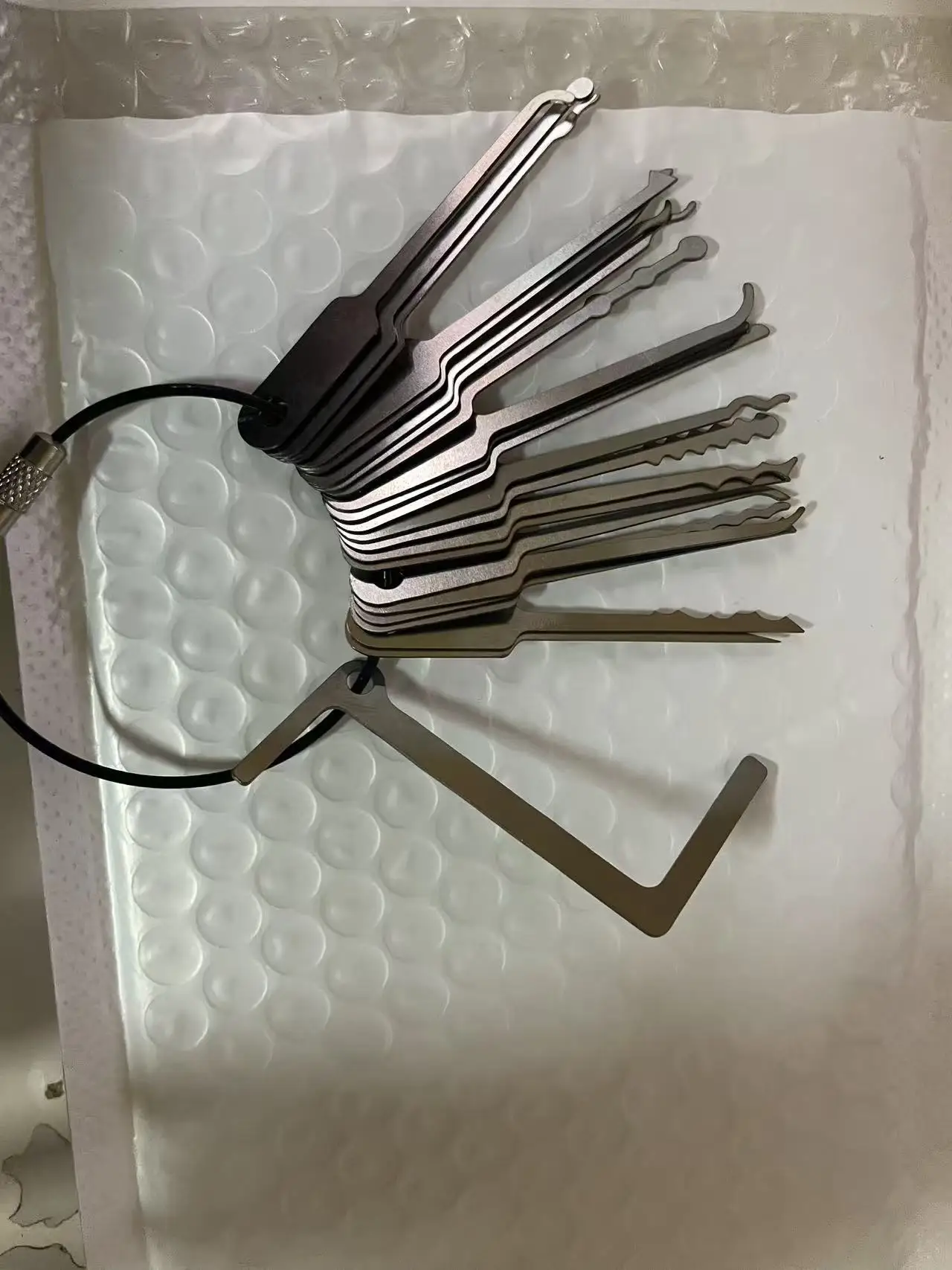 22IN1 풀 세트 만능 렌치 적합한 도구 휴대용 도구 문 열기용 열쇠가 잃어버렸을 때 문 열기용