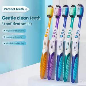 효율적인 구강 청소를 위한 4개입 수동 딱딱한 칫솔, 성인용 개별 포장