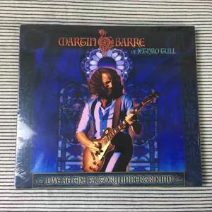 CD 마틴 바레 - 라이브 앳 더 팩토리 언더그라운드 CD, 프로그레시브 록의 정교한 기타 기술을 보여주는 라이브 걸작