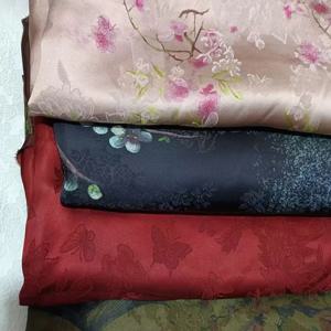 고급 실크, 갬비어드 카운트 실크, 필리그리 실크, 갬비어 염색 실크 – 네오중국식 체오 제작을 위한 100% 천연 직물