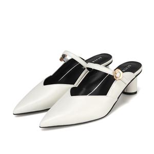 [최초가 119,000] 세븐플로어 양가죽 스틸레토 V컷 여성 뮬 5cm_SFF205